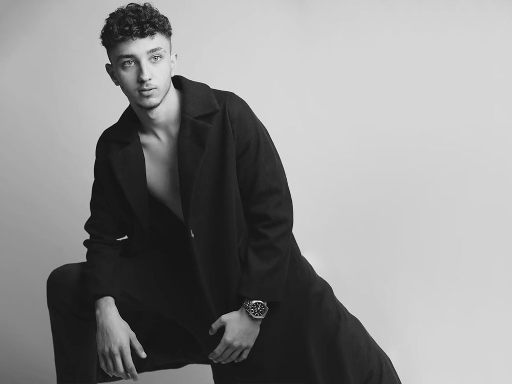 fashion model book
